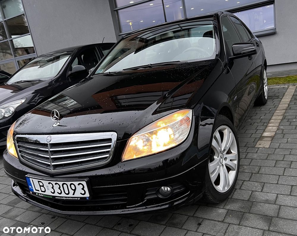 Mercedes-Benz Klasa C 180 K BlueEff Avantgarde - 4