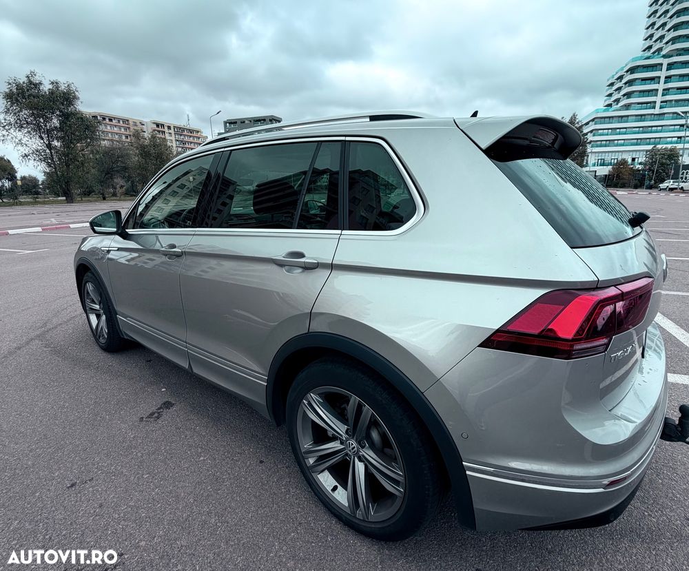 Volkswagen Tiguan - 8