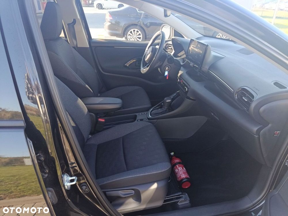 Toyota Yaris Hybrid 1.5 Style - 9