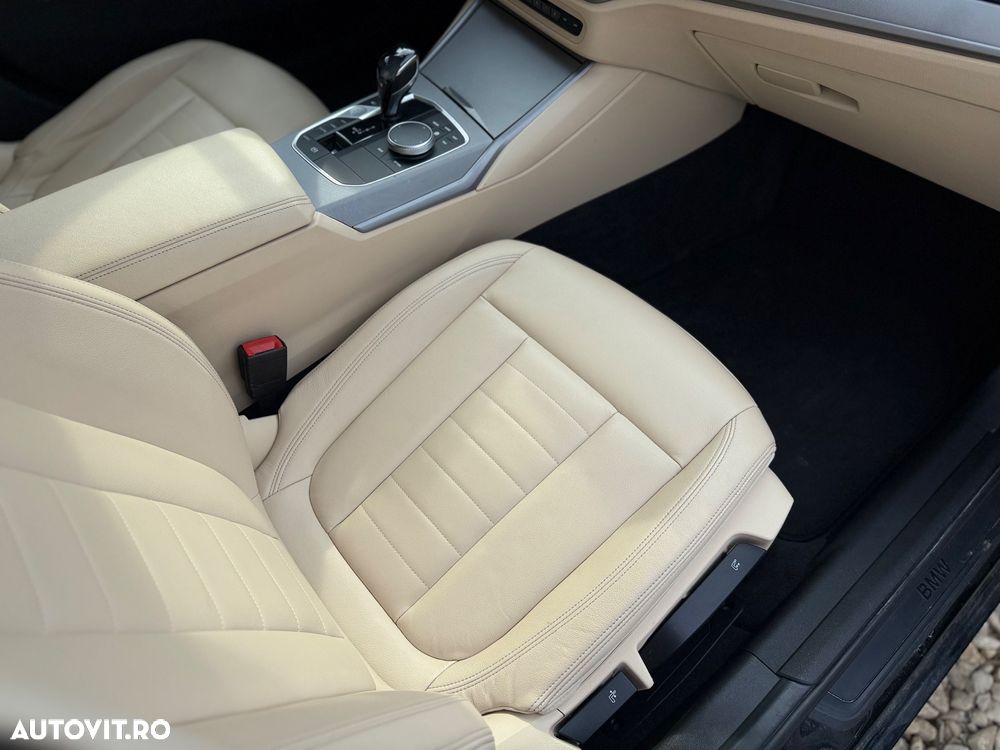 BMW Seria 3 330e iPerformance Advantage - 12