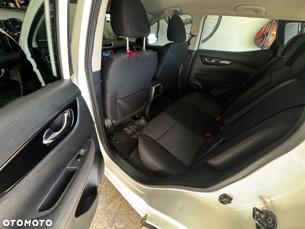 Nissan Qashqai - 16