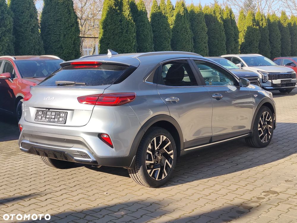 Kia XCeed 1.6 T-GDI M DCT - 3