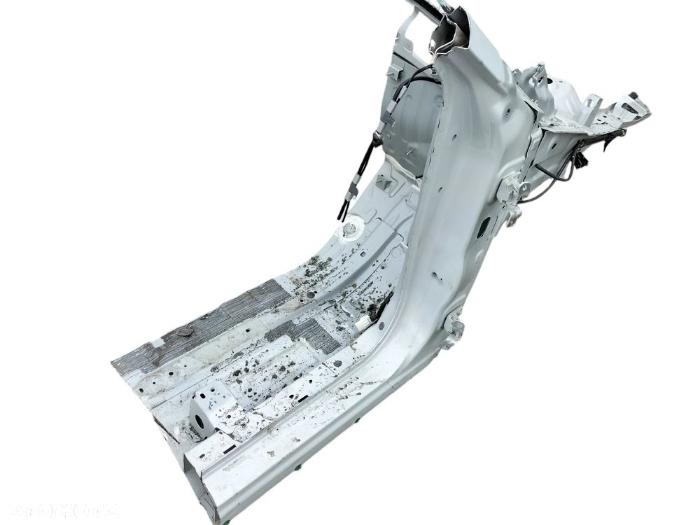 ĆWIARTKA PODŁUŻNICA PRAWY PRZÓD MAZDA CX-3 CX3   2015-   Europa - 8