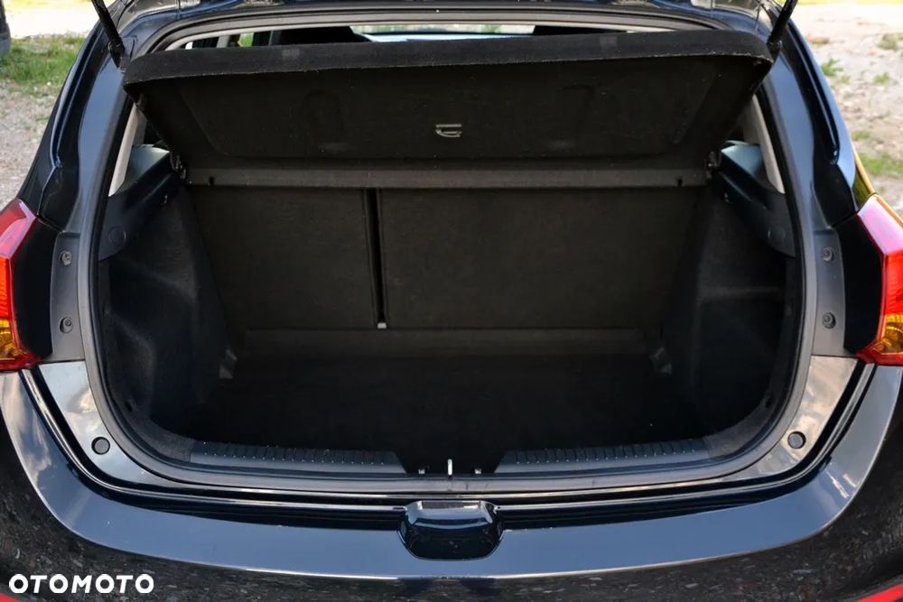 Kia Ceed 1.4 CVVT Attract plus - 36
