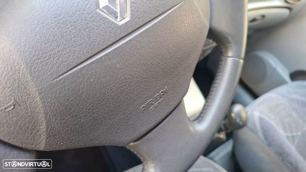 Renault Scénic 1.4 16V Alisé AC - 17