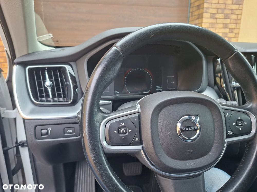 Volvo XC 60 D4 SCR Inscription - 22