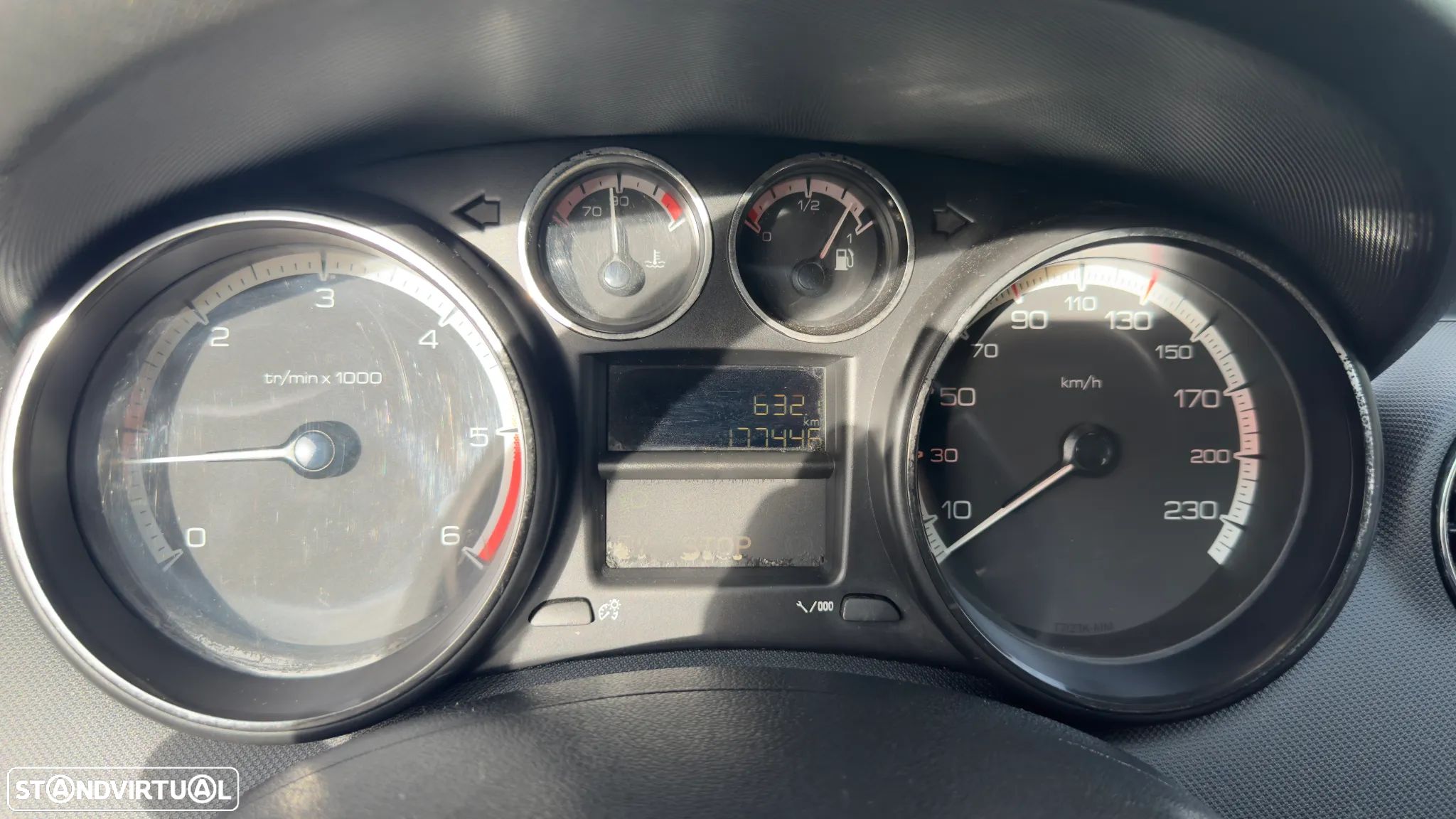 Peugeot 308 1.6 HDi Executive - 1