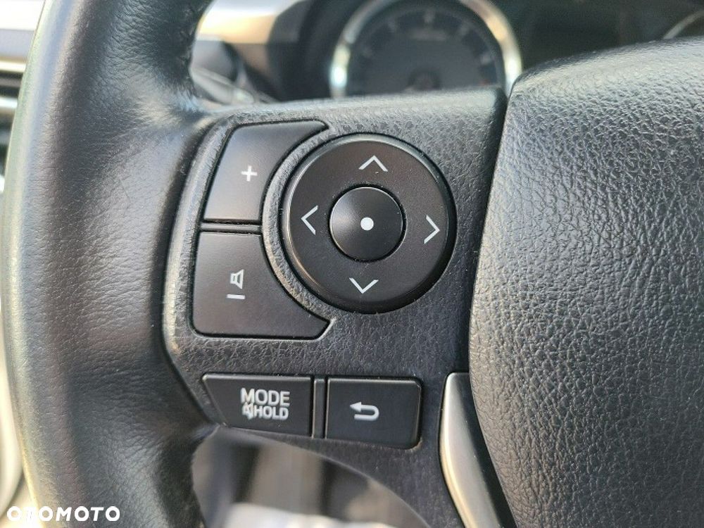 Toyota Corolla - 17