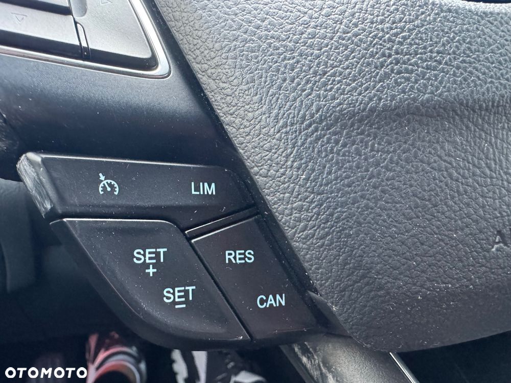 Ford Focus 2.0 TDCi ST - 32