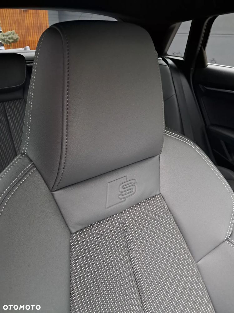 Audi A3 Sportback 35 TFSI S tronic S line - 28