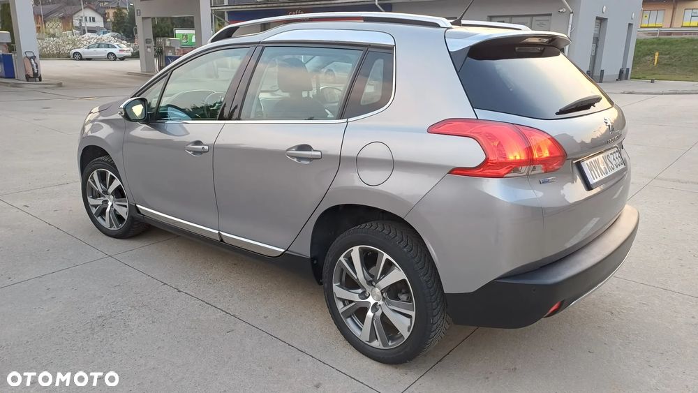 Peugeot 2008 PureTech 110 Stop&Start Business-Line - 4