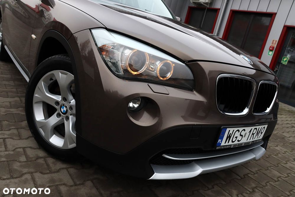BMW X1 xDrive20d - 11