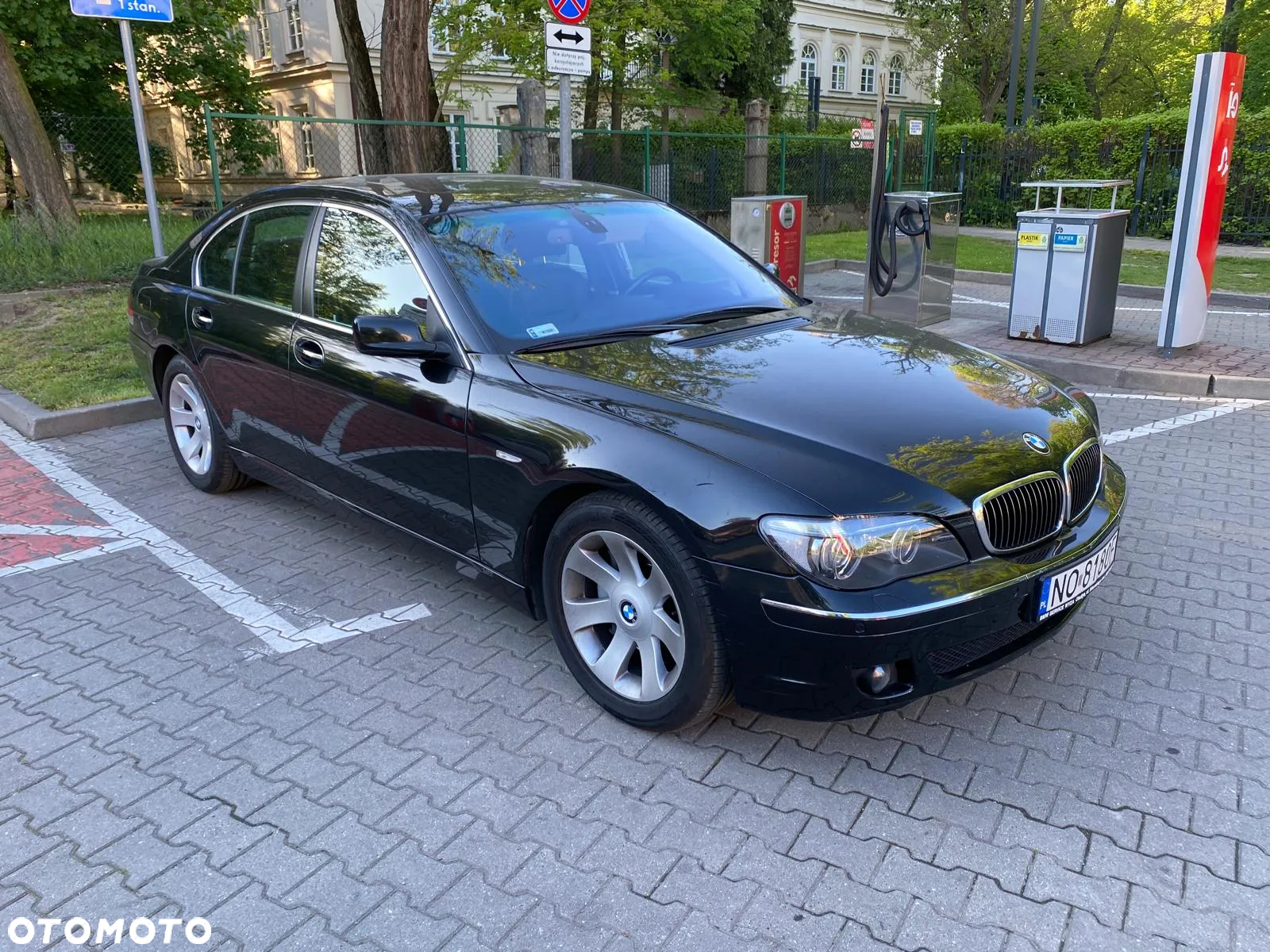 BMW Seria 7 745d - 3