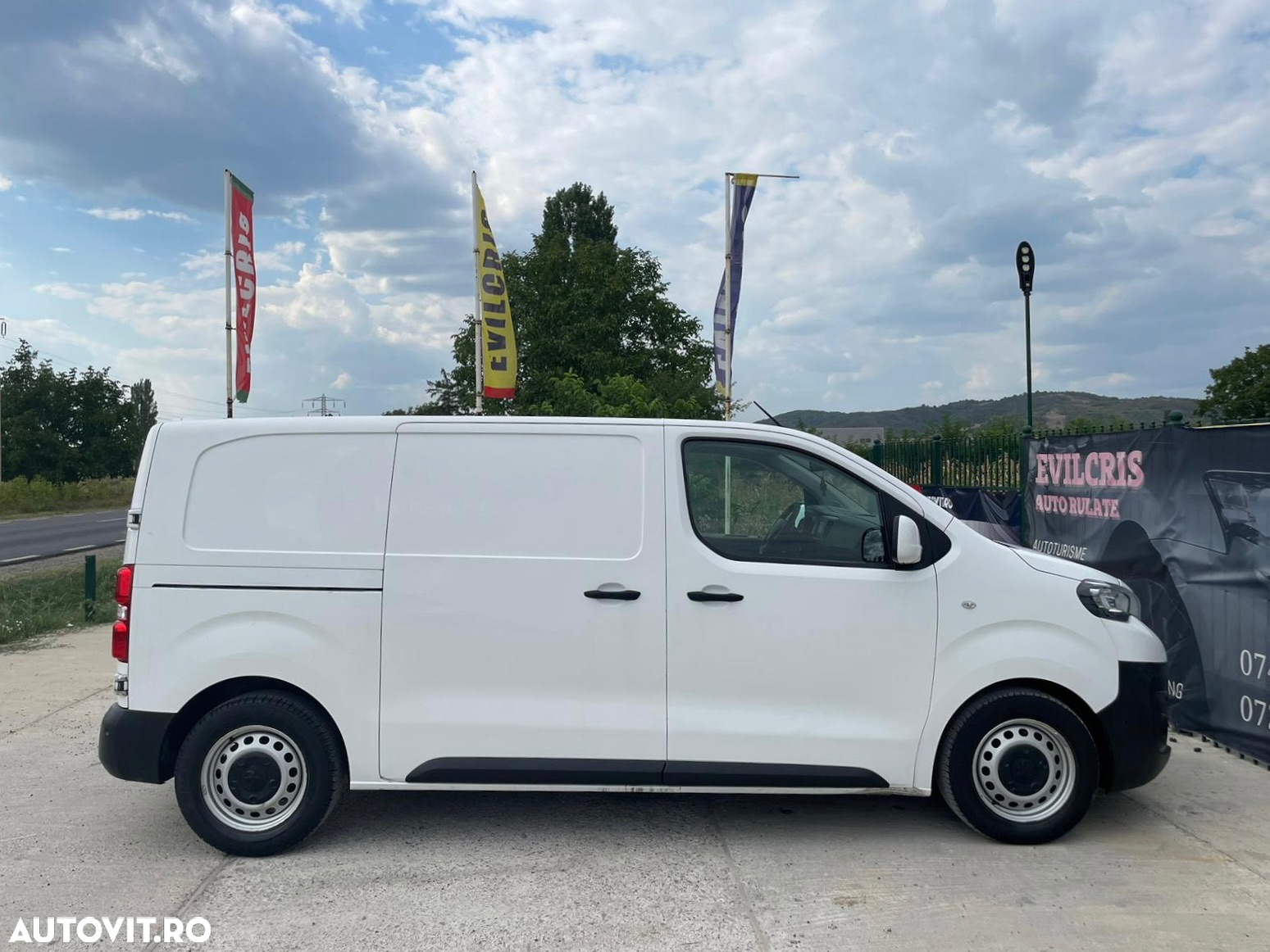 Peugeot Expert L2H1 - 4
