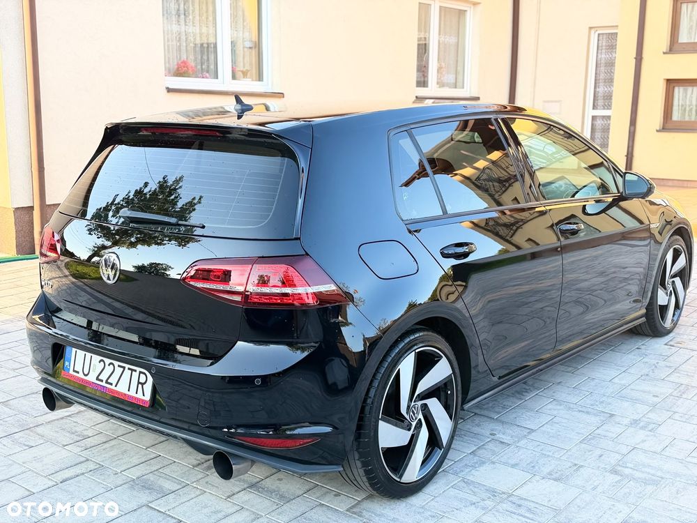 Volkswagen Golf GTD 2.0 TDI SCR DSG - 7