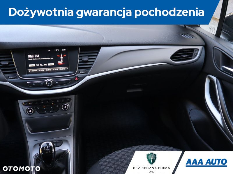 Opel Astra - 9