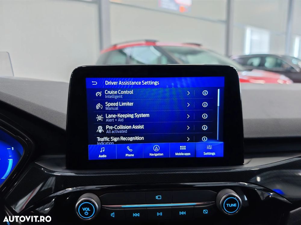 Ford Kuga 1.5 TDCi 2x4 Aut. ST-Line - 16