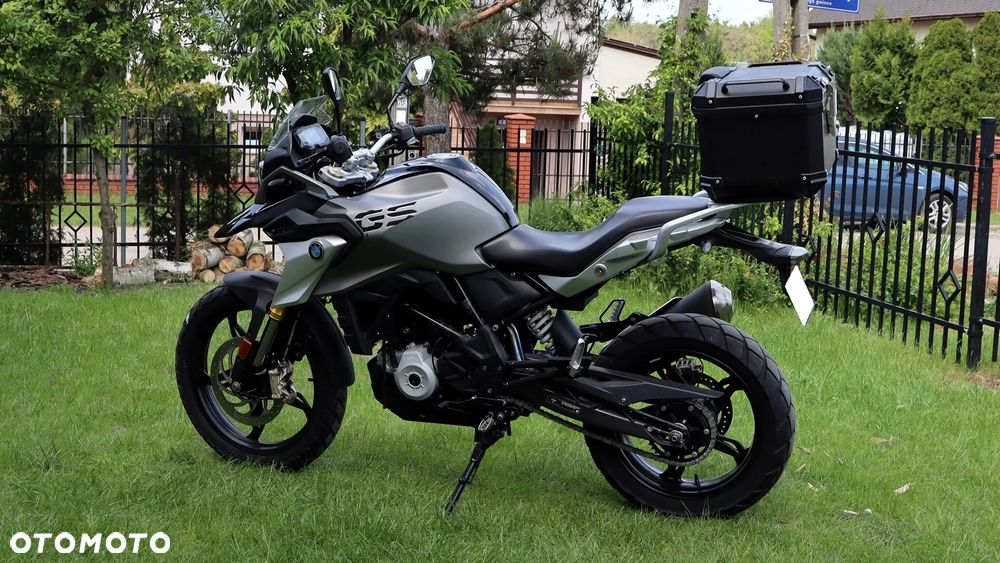BMW G - 10