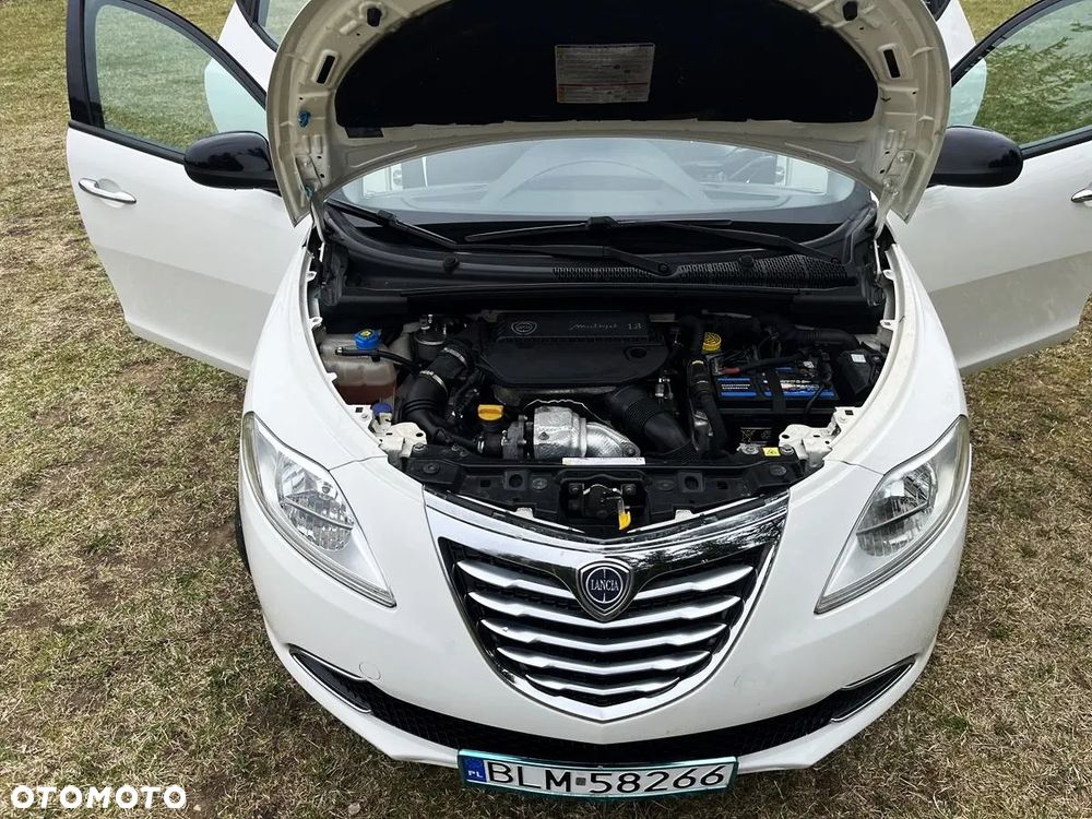 Lancia Ypsilon - 11