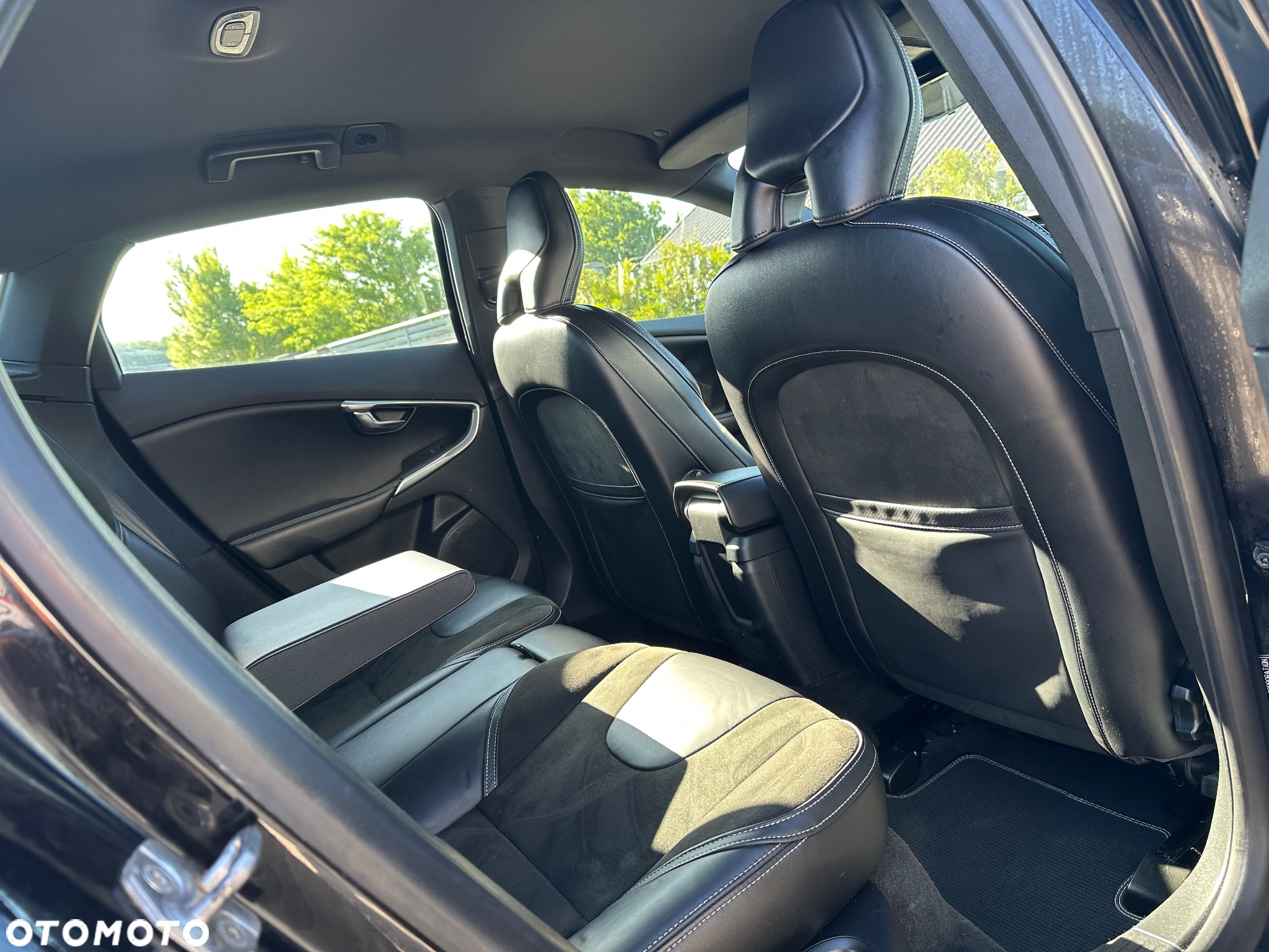 Volvo V40 D2 Drive-E R-Design Kinetic - 7