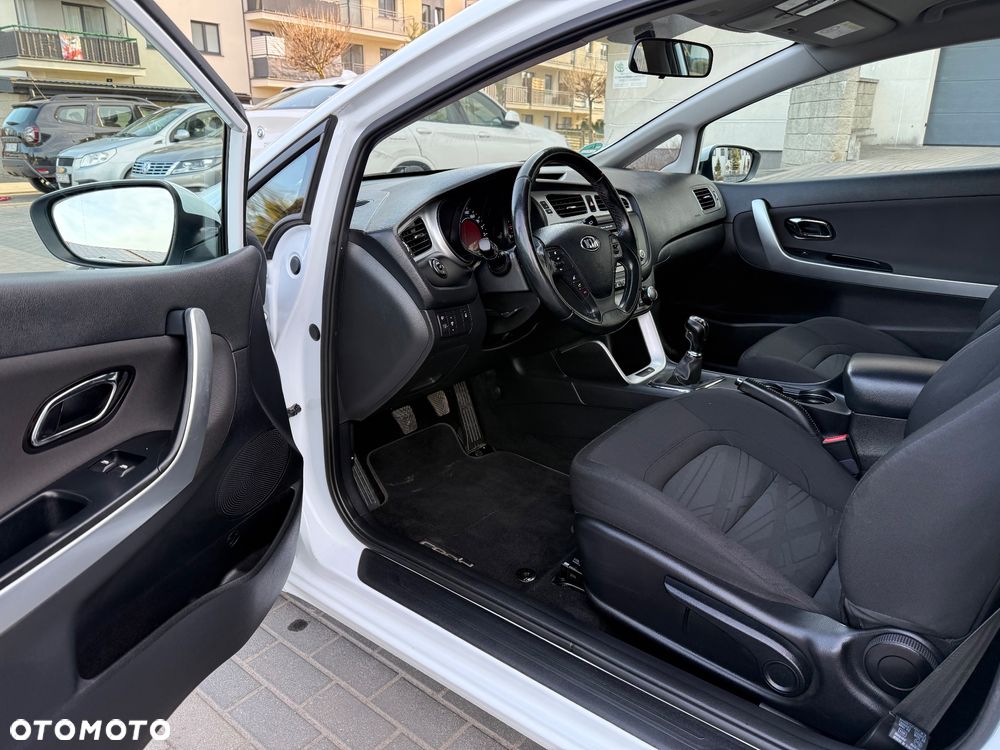 Kia ProCeed 1.6 GDI Vision - 16