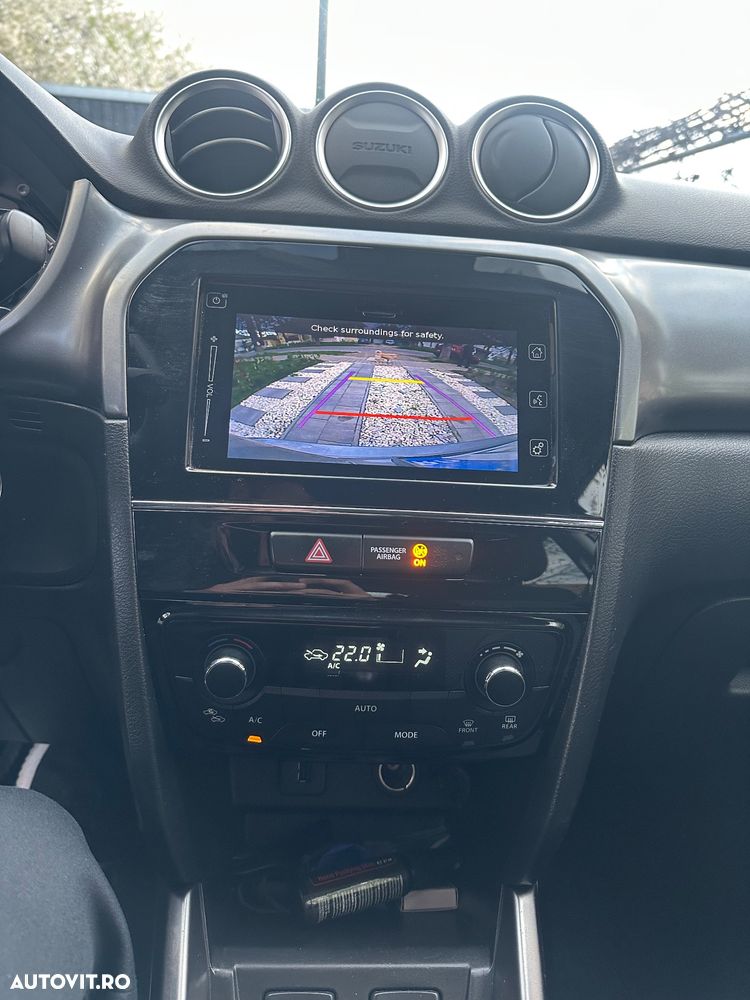 Suzuki Vitara 1.0 ALLGRIP Passion - 9