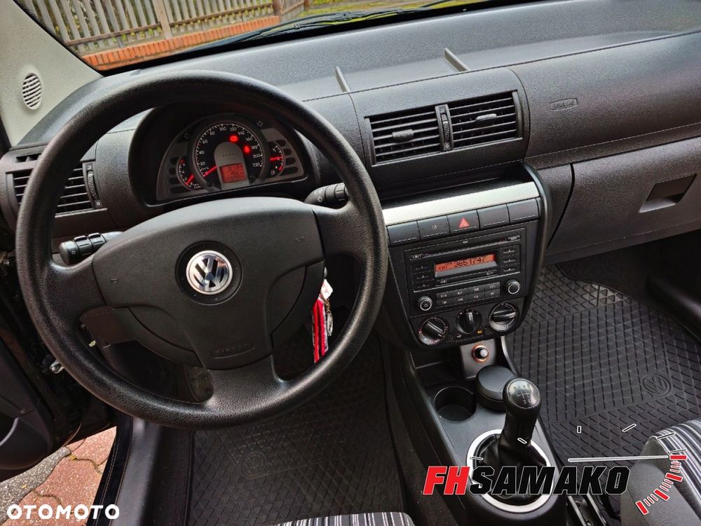 Volkswagen Fox - 33