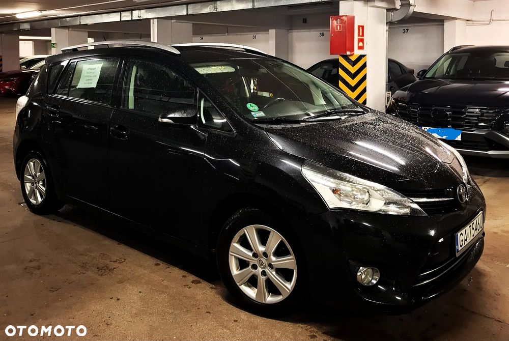 Toyota Verso 1.8 Premium 7os - 10