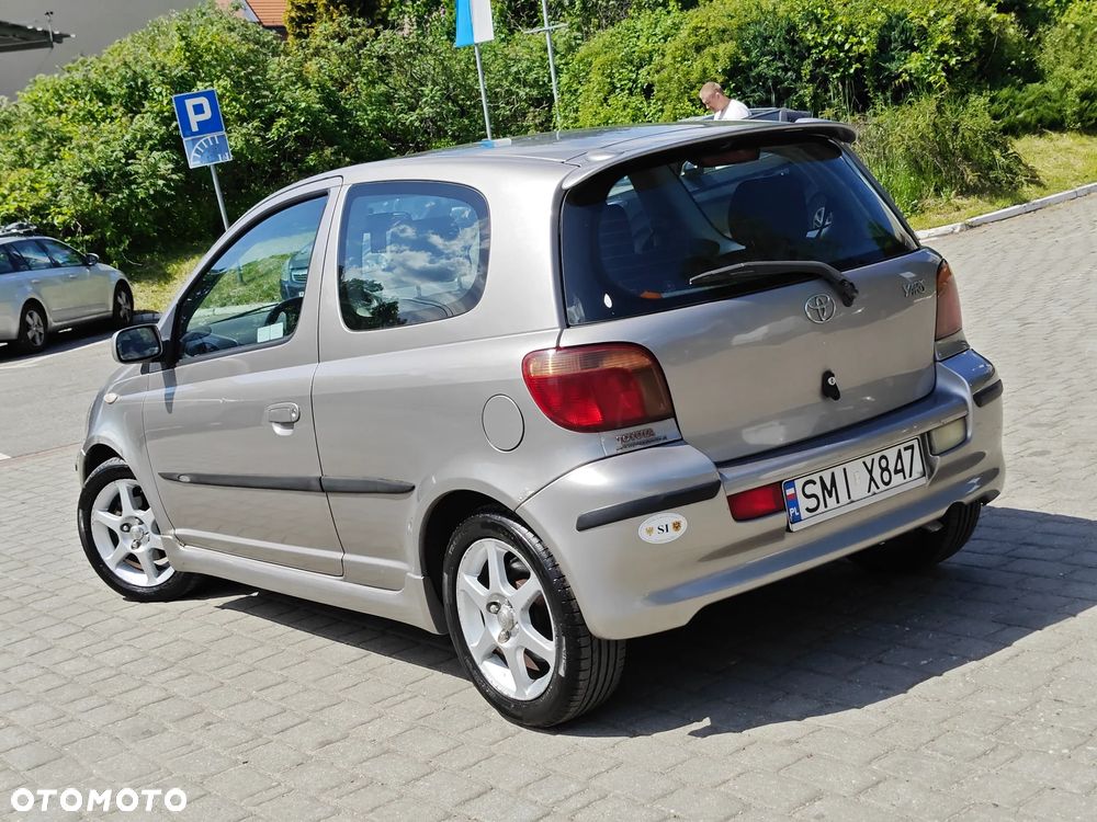 Toyota Yaris - 6