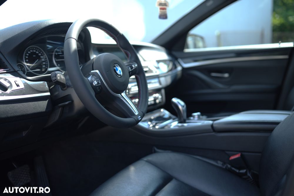 BMW Seria 5 520d - 5