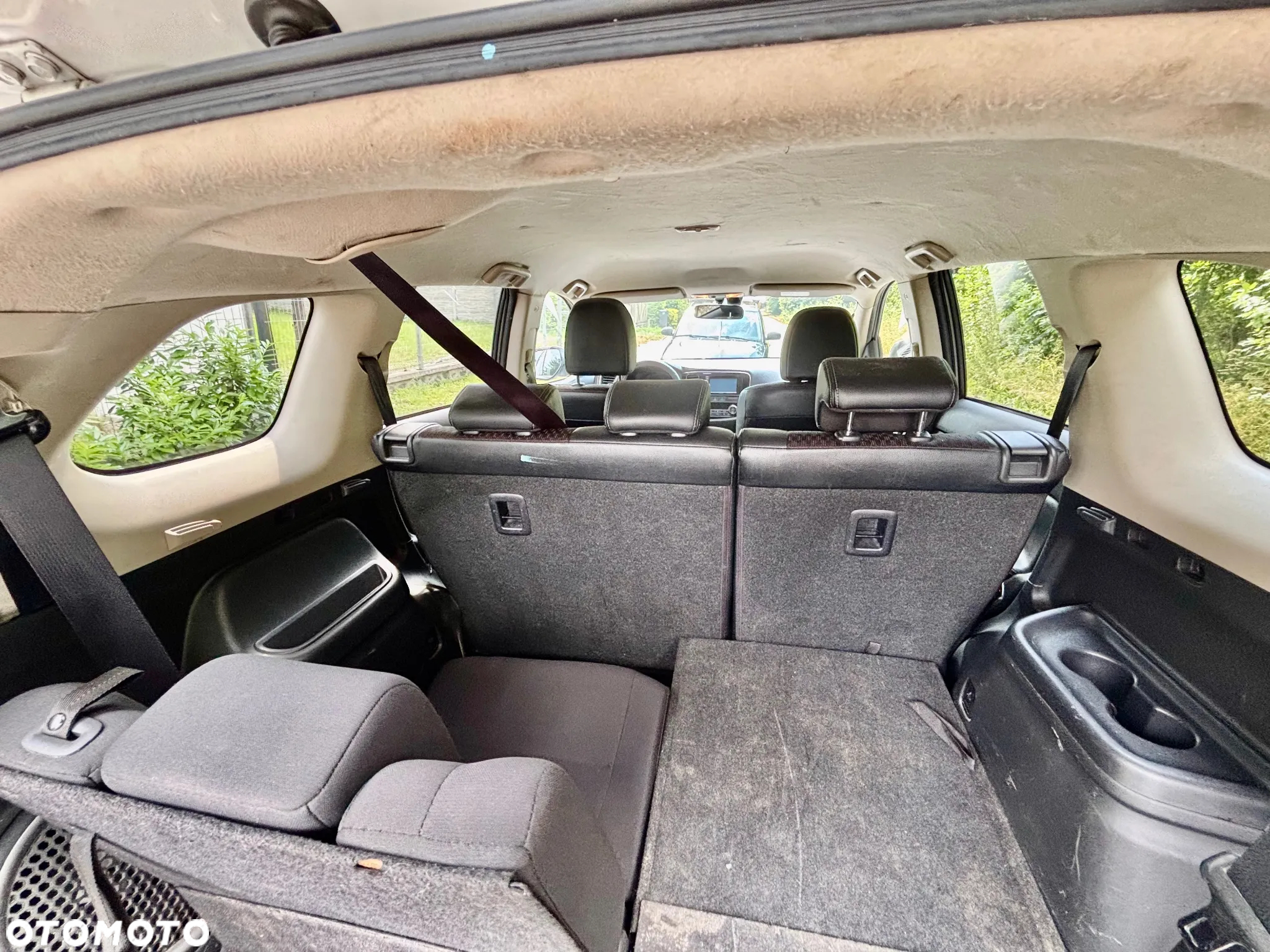Mitsubishi Outlander 2.0 Intense + 4WD CVT - 13