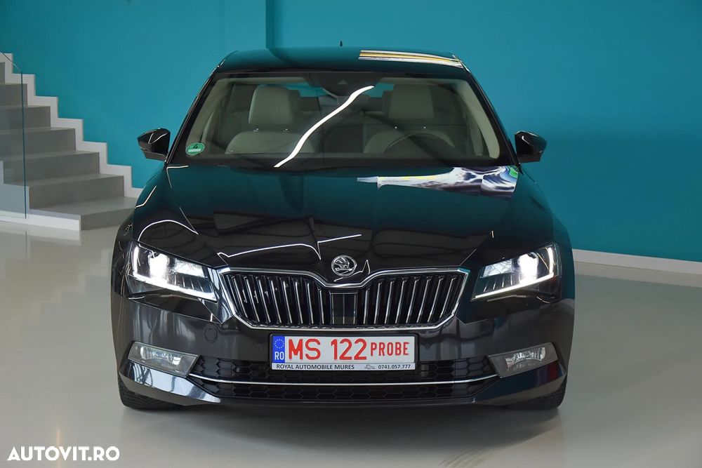 Skoda Superb 2.0 TDI DSG L&K - 10