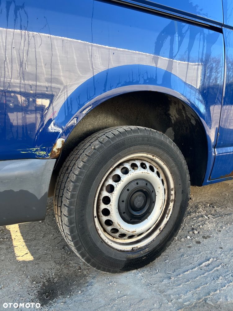 Volkswagen Transporter - 12