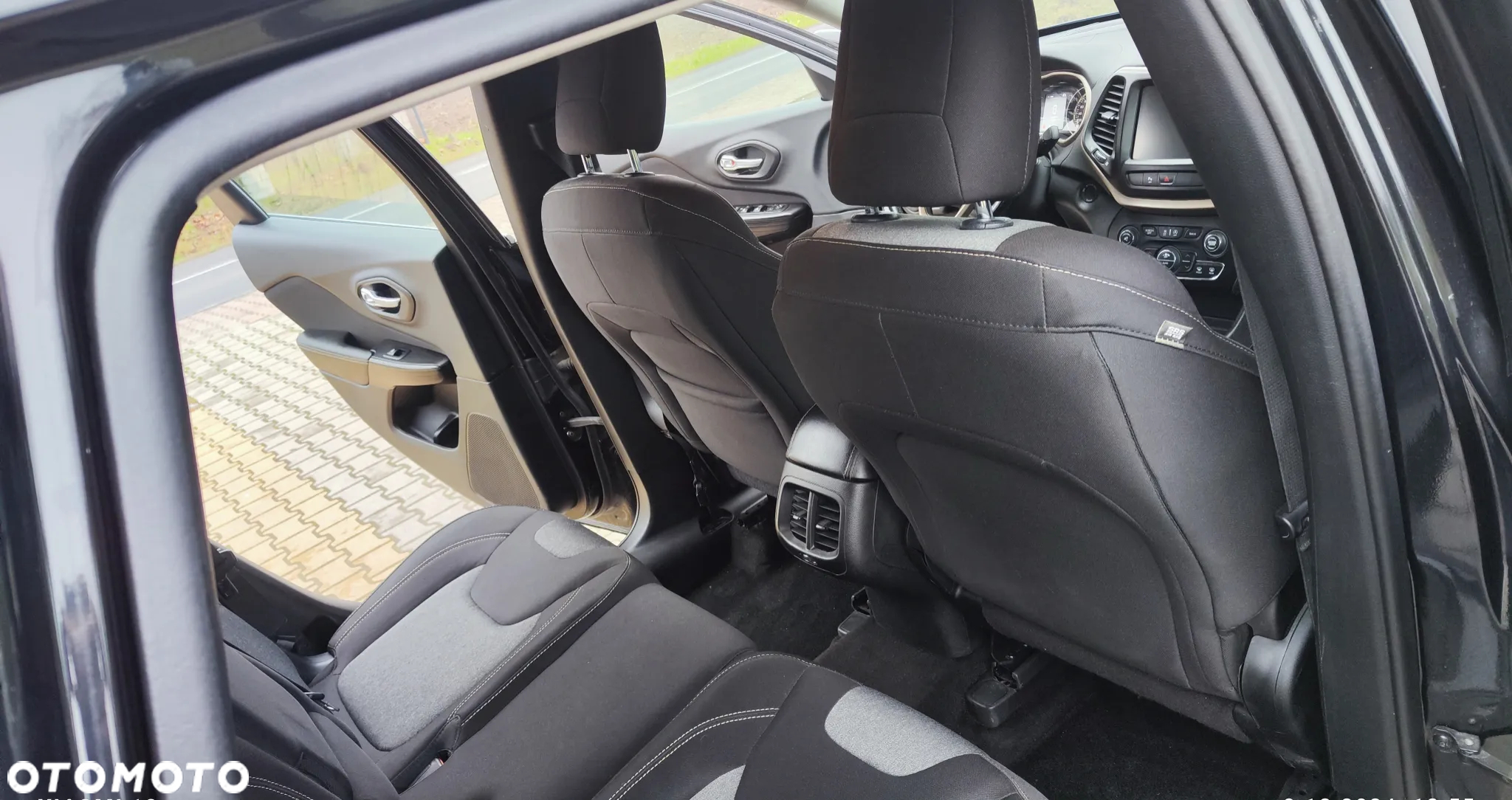 Jeep Cherokee 2.0 MJD Active Drive I Longitude - 8