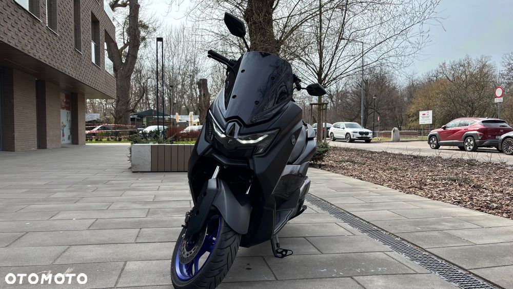 Yamaha NMAX - 1