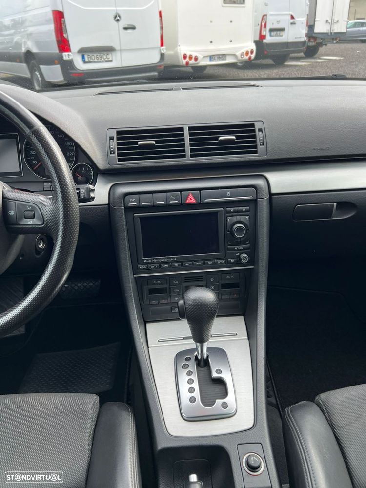 Audi A4 Avant 2.0 TDI S-line Multitronic - 26