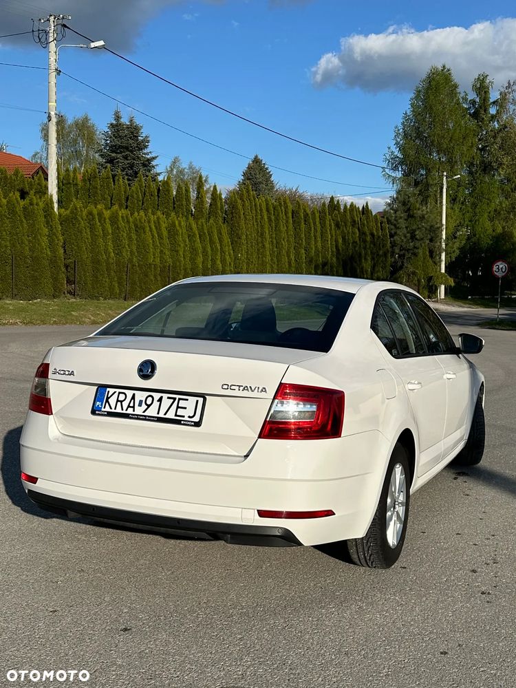 Skoda Octavia 1.6 TDI Active - 5