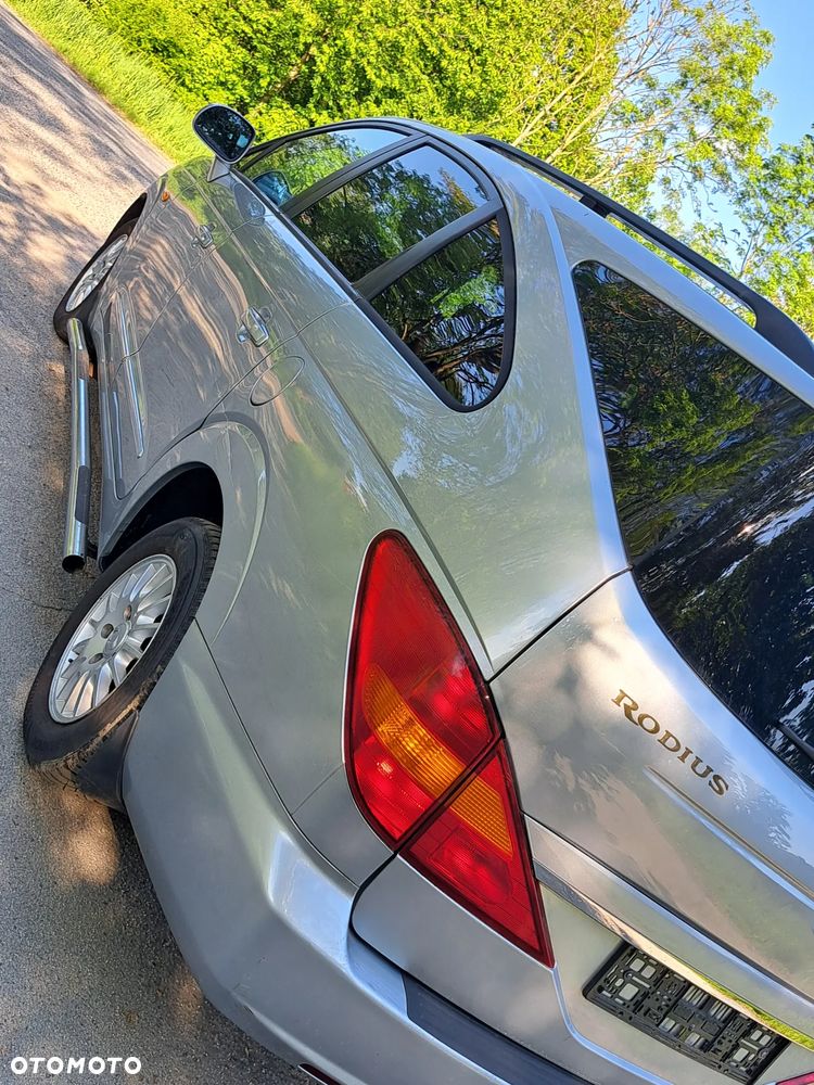 SsangYong/KGM Rodius - 21
