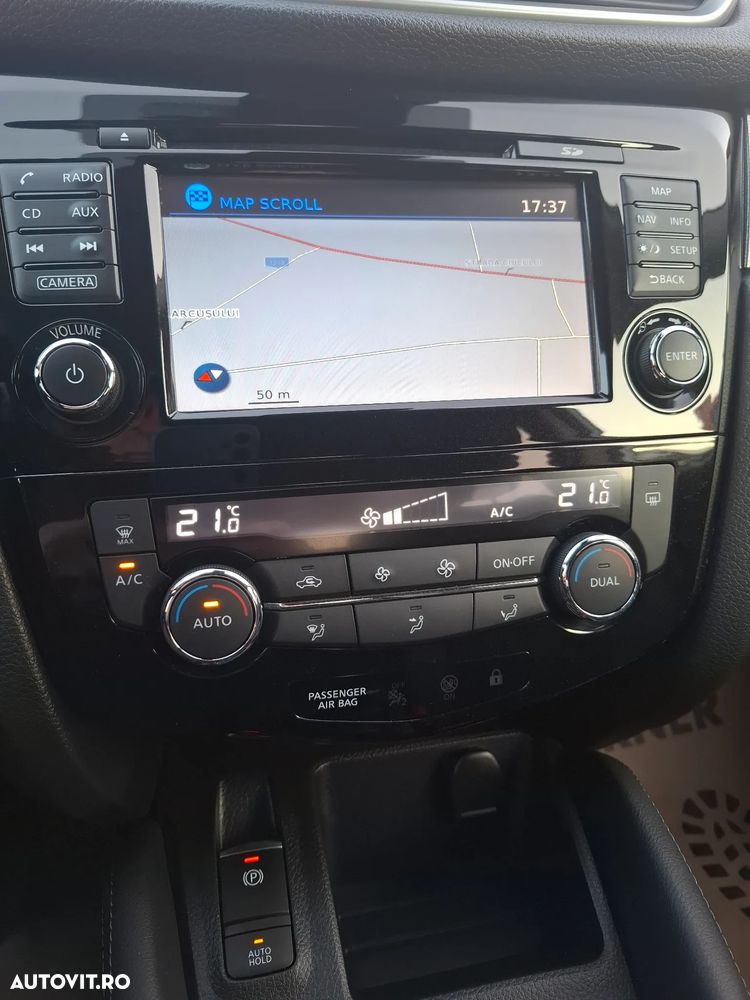 Nissan Qashqai 1.5 DCI Start/Stop N-Connecta - 7