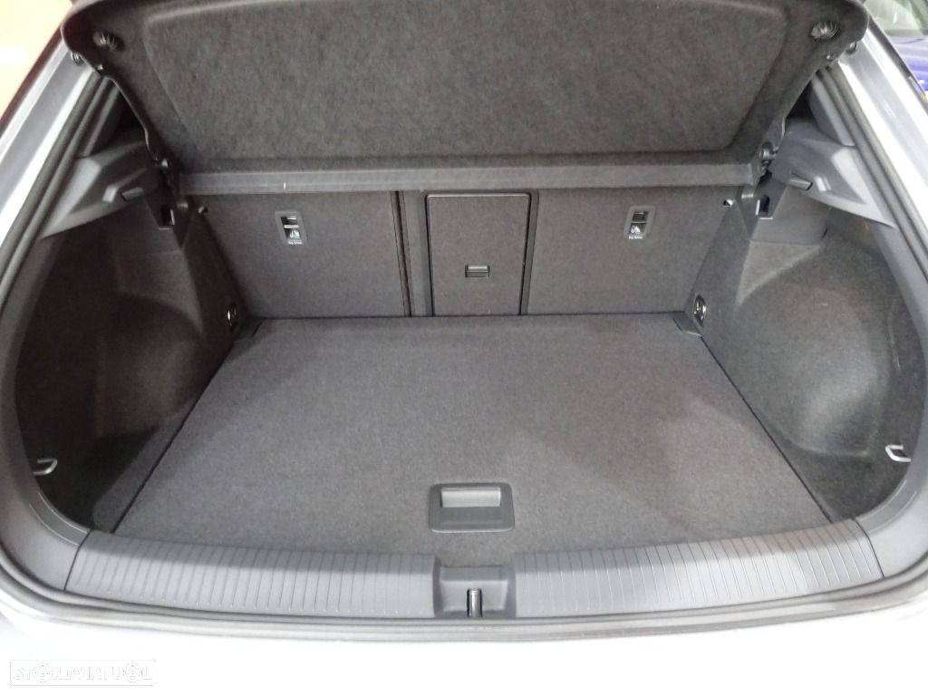 VW T-Roc 1.5 TSI Black Style DSG - 33