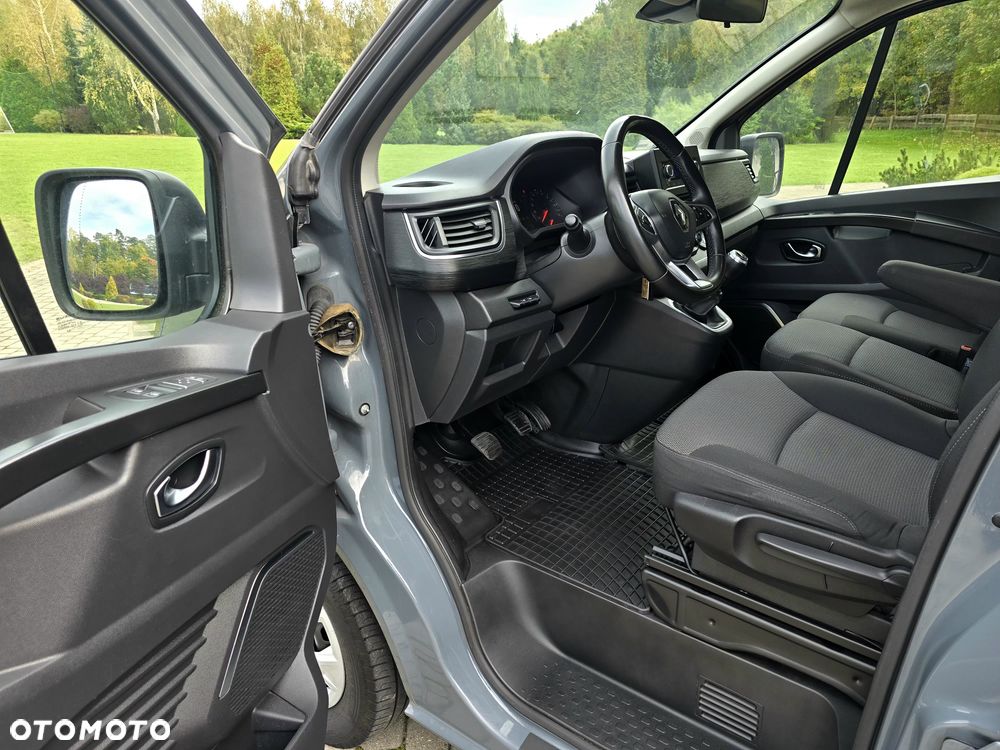 Renault Trafic - 39