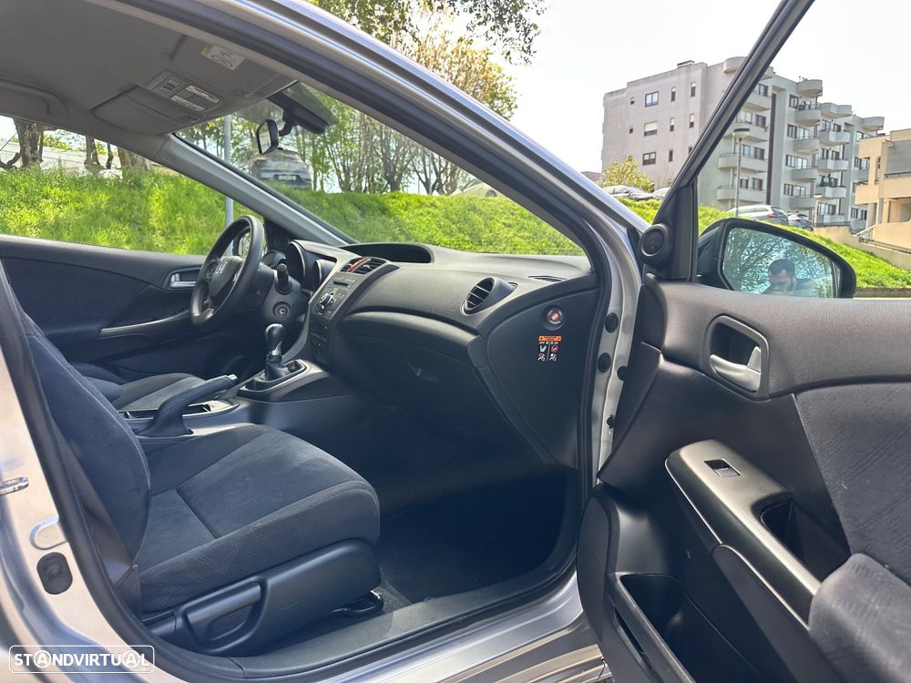 Honda Civic 1.6 i-DTEC Comfort - 33