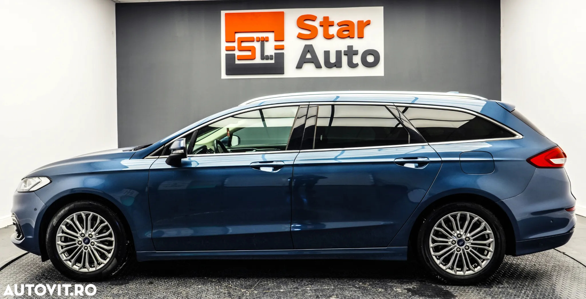 Ford Mondeo 2.0 HEV Titanium - 10
