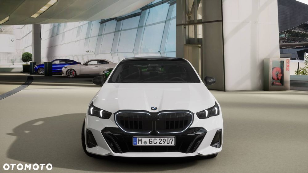 BMW Seria 5 520d xDrive mHEV M Sport - 2