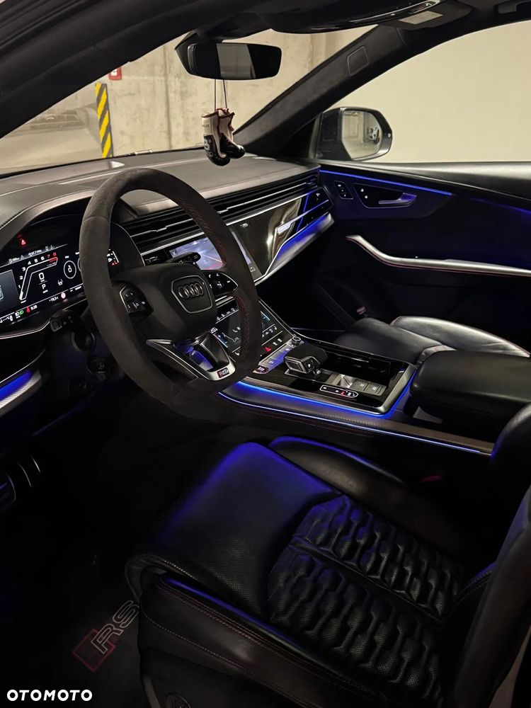 Audi RS Q8 - 16