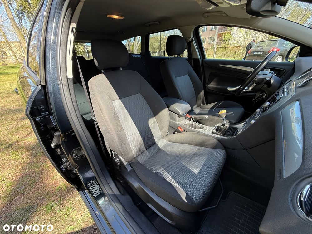 Ford Mondeo 2.0 TDCi Viva Titanium - 27