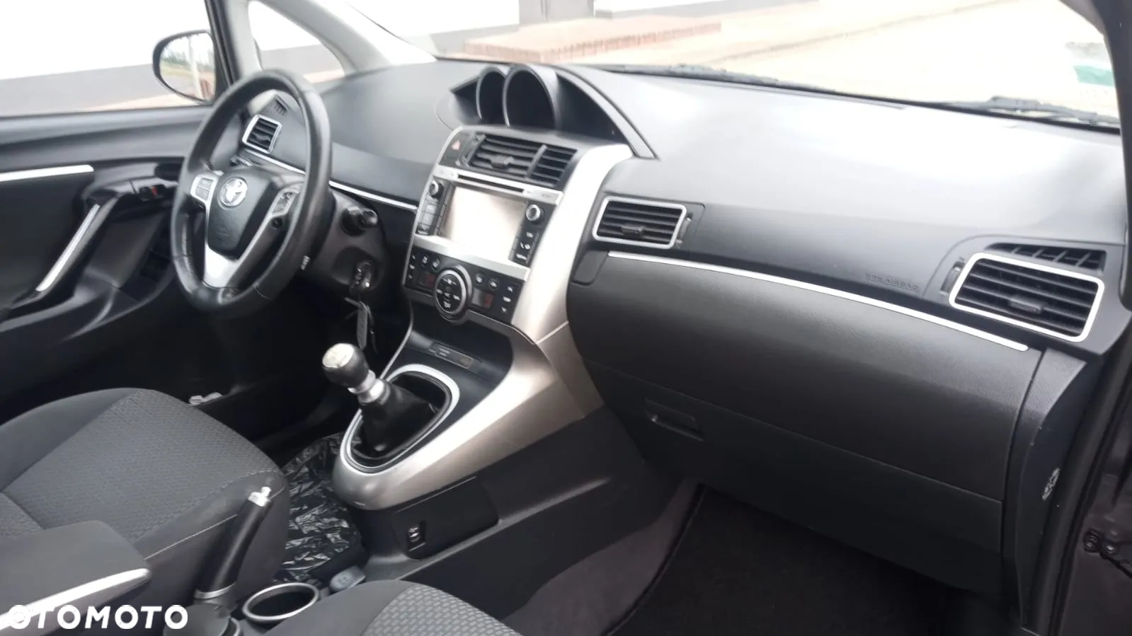 Toyota Verso 2.0 D-4D Active 7os - 9