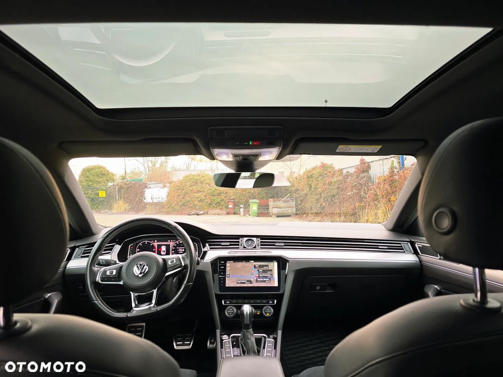 Volkswagen Arteon 2.0 TDI SCR R-Line DSG - 2