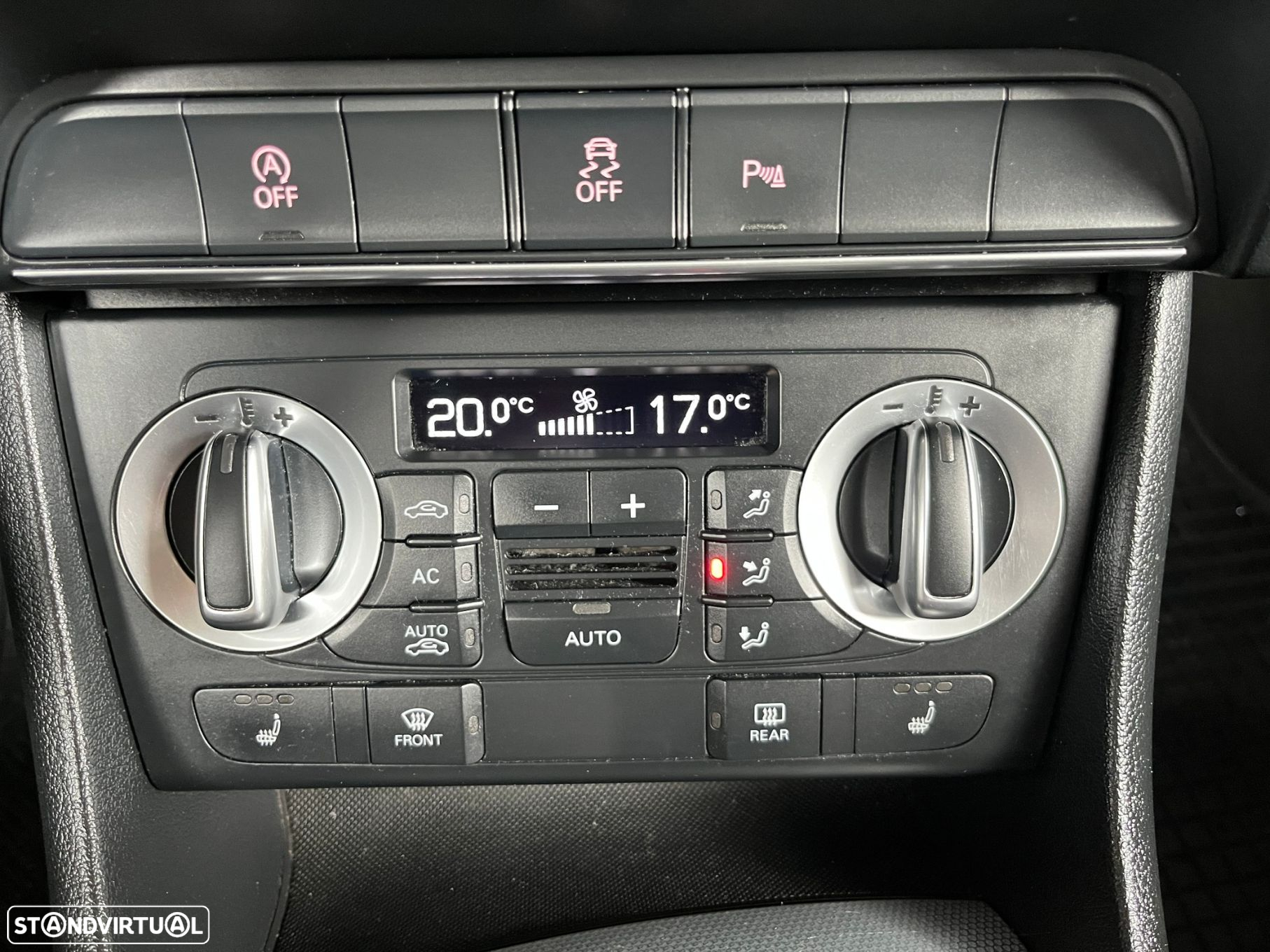 Audi Q3 2.0 TDI Ambition - 30