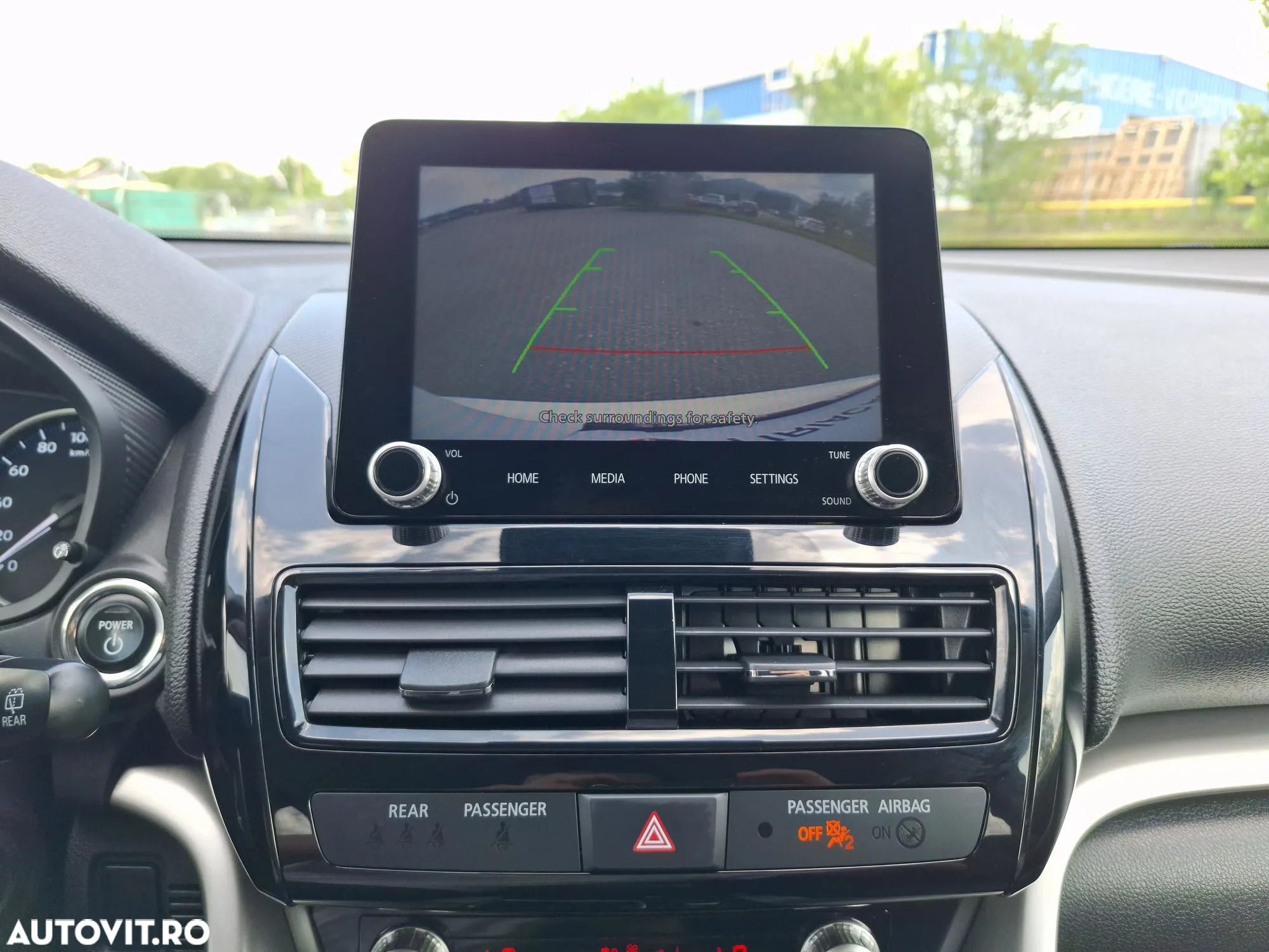 Mitsubishi Eclipse-Cross - 25